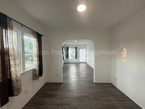 2523 Alvarado St in Oxnard, CA - Building Photo - Building Photo