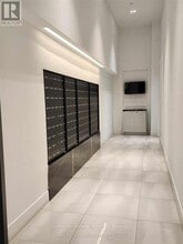 2481 Taunton Rd in Oakville, ON - Building Photo - Building Photo