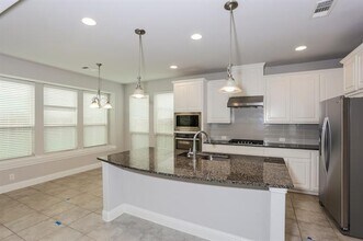 120 Knight of Realm Blvd in Lewisville, TX - Building Photo - Building Photo