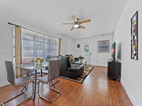 1418 N 16th Ave in Hollywood, FL - Building Photo - Building Photo