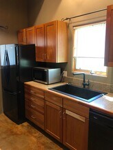 214 Cavalry Dr in Taos, NM - Building Photo - Building Photo