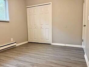 Legends Pointe in Canton, OH - Building Photo - Building Photo