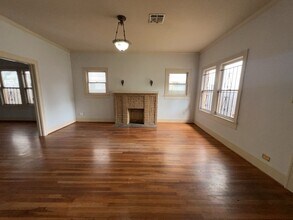 4716 Crawford St in Houston, TX - Building Photo - Building Photo