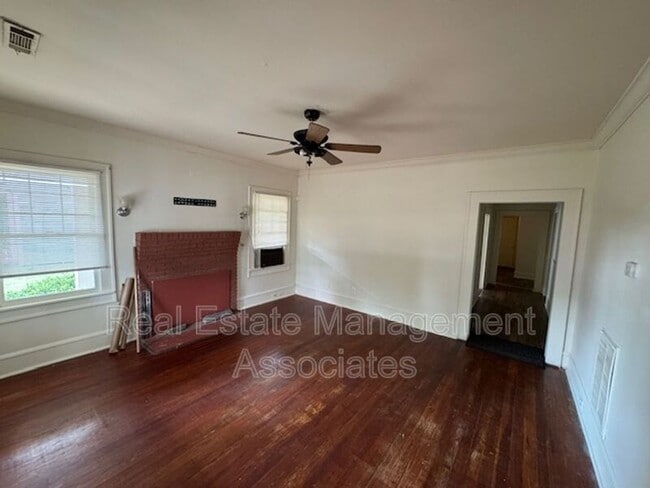 125 E Chappell St in Griffin, GA - Building Photo - Building Photo
