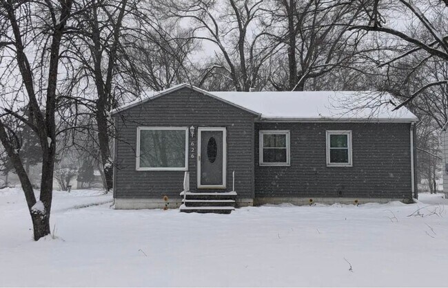 626 Anthony St in Waterloo, IA - Building Photo - Building Photo