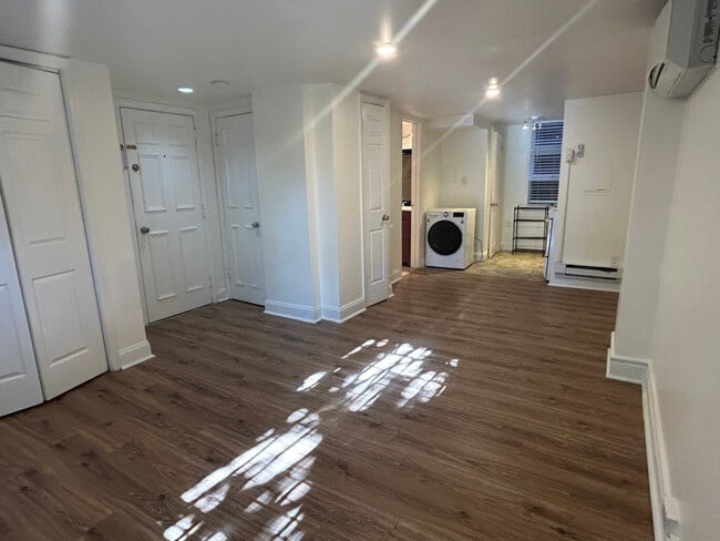 property at 1511 22nd St NW