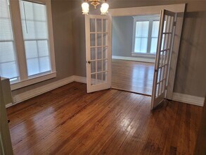 403 Fawcett St in Smithville, TX - Building Photo - Building Photo