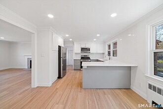 141 Colony Ave in Trumbull, CT - Building Photo - Building Photo