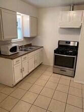 4753 Mallow St in Houston, TX - Foto de edificio - Building Photo