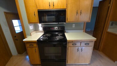 926 N Mandan St in Bismarck, ND - Building Photo - Building Photo