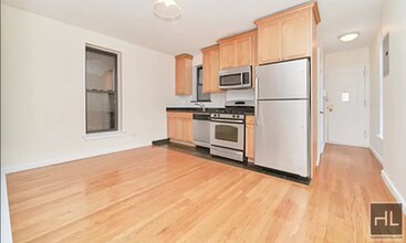 MOTT STREET in New York, NY - Building Photo - Building Photo