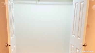 664 Esprit Cres in Mississauga, ON - Building Photo - Building Photo