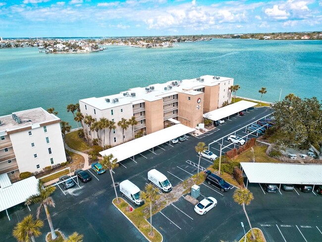 property at 7910 Sun Island Dr S