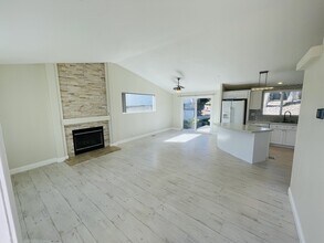 33521 Harvest Way E in Wildomar, CA - Building Photo - Building Photo