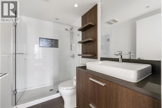 3007 Glen Dr in Coquitlam, BC - Building Photo - Building Photo