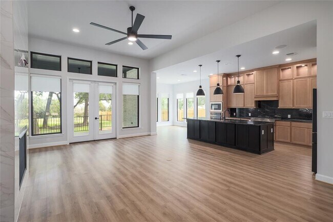 property at 1408 Logan Del Wy