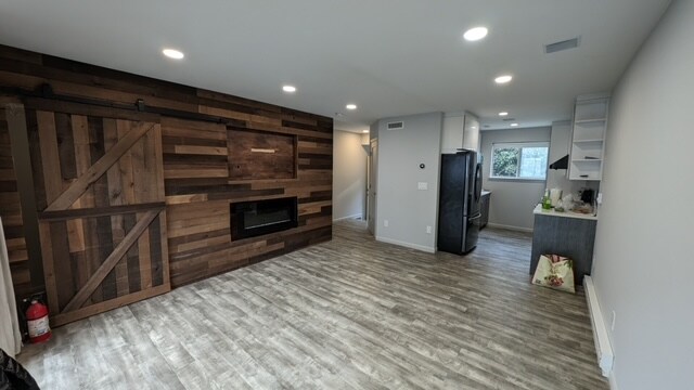 511 W Main St in Stamford, CT - Building Photo