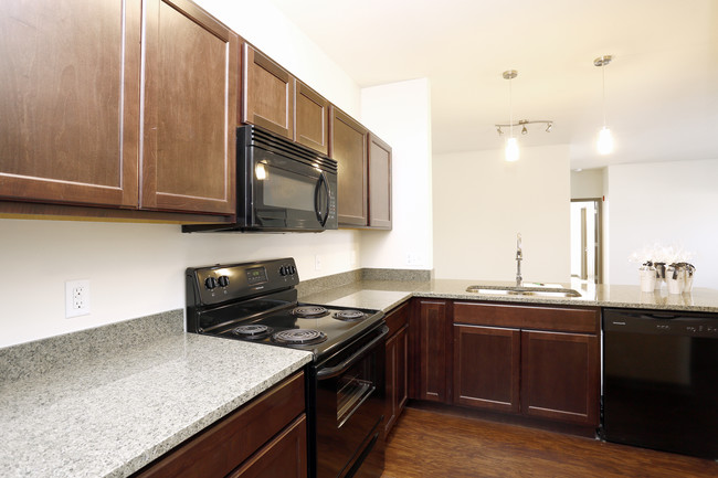 LaCabreah Apartments in Brownsburg, IN - Building Photo - Interior Photo