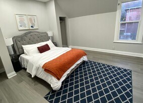 34 Mountain Av in Hamilton, ON - Building Photo