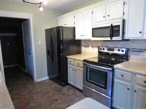 5660 Bauer St in Hope Mills, NC - Building Photo - Building Photo