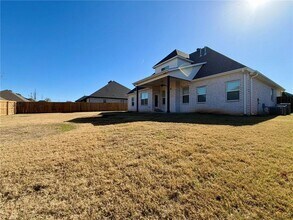 1641 Cherrie St in Bentonville, AR - Building Photo - Building Photo