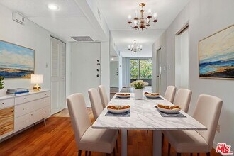 1300 Midvale Ave in Los Angeles, CA - Building Photo - Building Photo