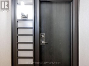 181 Wynford Dr in Toronto, ON - Building Photo - Building Photo