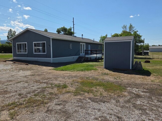 property at 2740 Winslow Ave