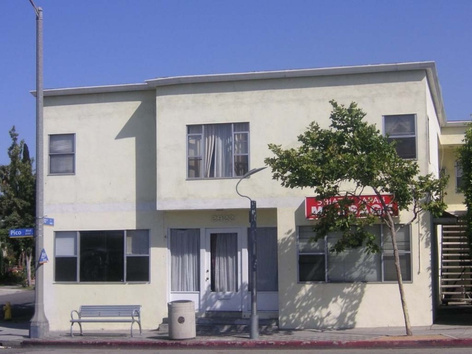 2912-2922 Pico Blvd in Santa Monica, CA - Building Photo