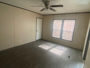 3017 Fernwood Dr in San Antonio, TX - Building Photo - Building Photo