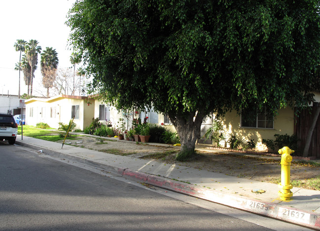 21637 Belshire Ave in Hawaiian Gardens, CA - Building Photo - Building Photo