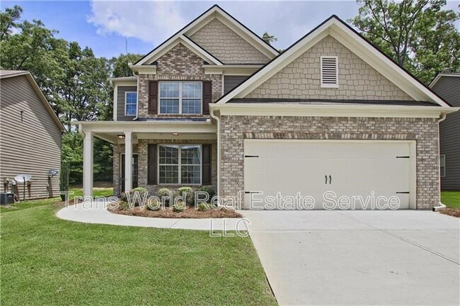 property at 765 Westmoreland Ln NE
