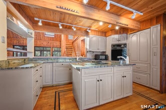 165 Crooked S Rd in Stafford, CT - Building Photo - Building Photo