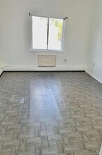 317 Torry Ave-Unit -2nd fl in Bronx, NY - Building Photo - Building Photo