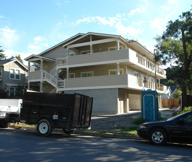 110 Avenue Portola in Half Moon Bay, CA - Building Photo - Building Photo