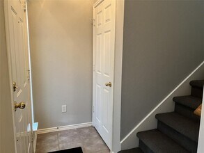 1900 Scofield Ridge Pkwy in Austin, TX - Building Photo - Building Photo