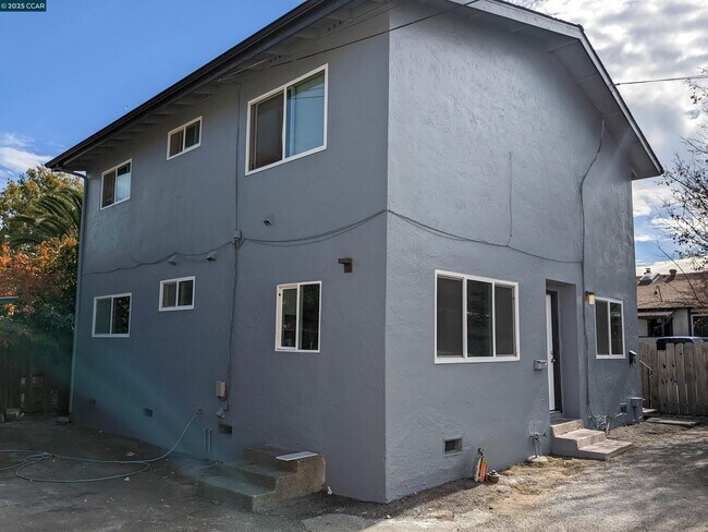 2008 Marin St in Vallejo, CA - Building Photo - Building Photo
