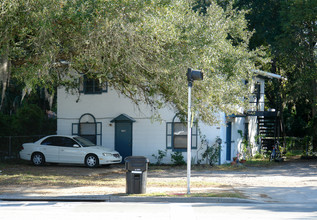 3705 Edgewater Dr in Orlando, FL - Building Photo - Building Photo