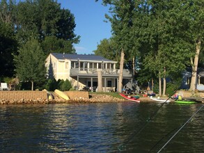 118 Willow Point Dr in Elysian, MN - Building Photo - Building Photo