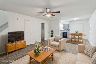 Hampton Townhomes in Crowley, TX - Building Photo