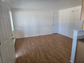 326 Stanford Dr in Mount Vernon, WA - Building Photo - Building Photo