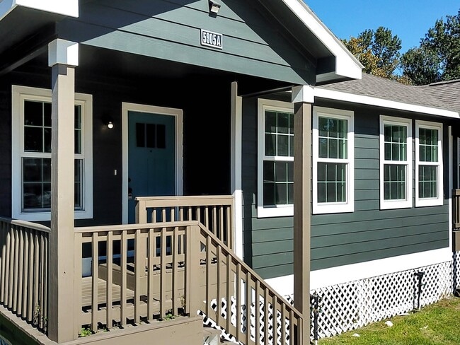 property at 5905 Woodview Dr