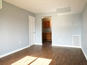 1703 Lamb Ave-Unit -B in Richmond, VA - Building Photo - Building Photo