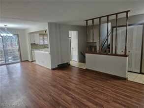 6564 Arbordale Ave in Solon, OH - Building Photo - Building Photo