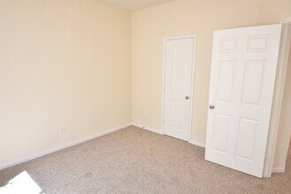 8059 Villa De Norte St in Houston, TX - Building Photo - Building Photo