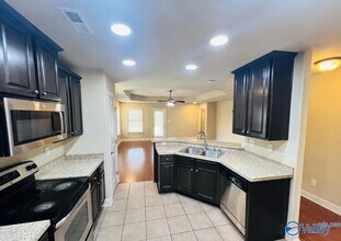 111 Pembridge Ln in Madison, AL - Building Photo - Building Photo
