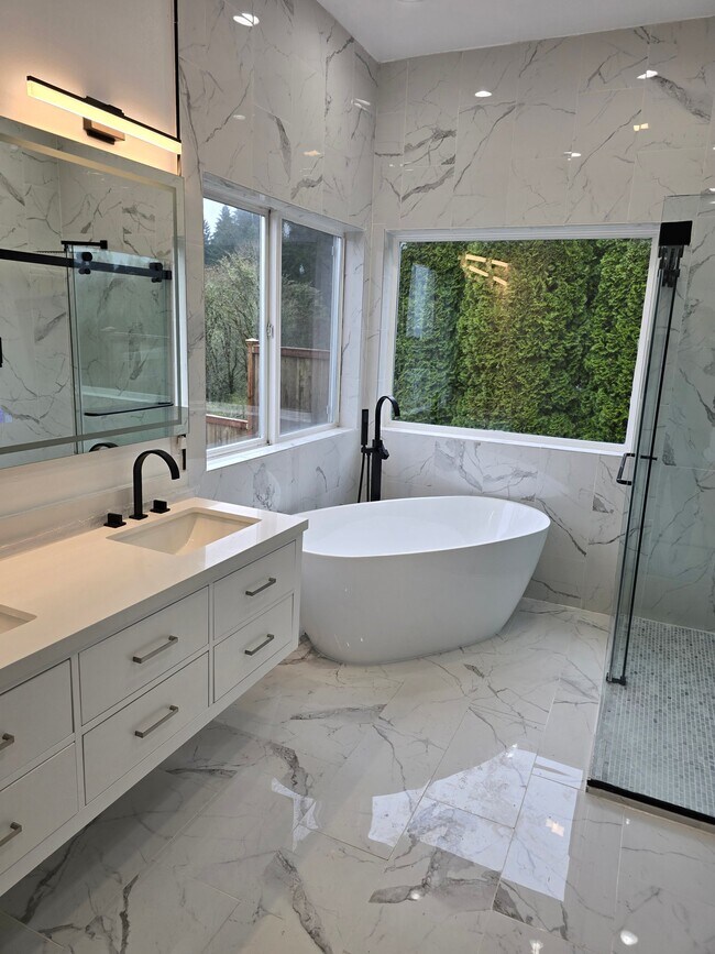 2805 Chambers Bay Dr in Steilacoom, WA - Building Photo - Building Photo