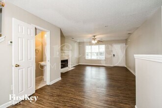 3904 Doe Run Dr in Powder Springs, GA - Building Photo - Building Photo