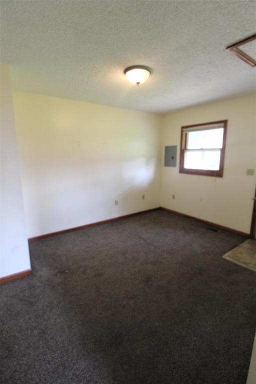 915 Helm St in Logansport, IN - Building Photo - Building Photo
