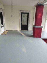 8155 Columbus Rd in Lizella, GA - Foto de edificio - Building Photo